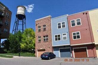 Building Photo - 7843 W 55th Ave