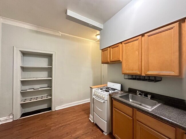 Foto del edificio - 4646 N Paulina St