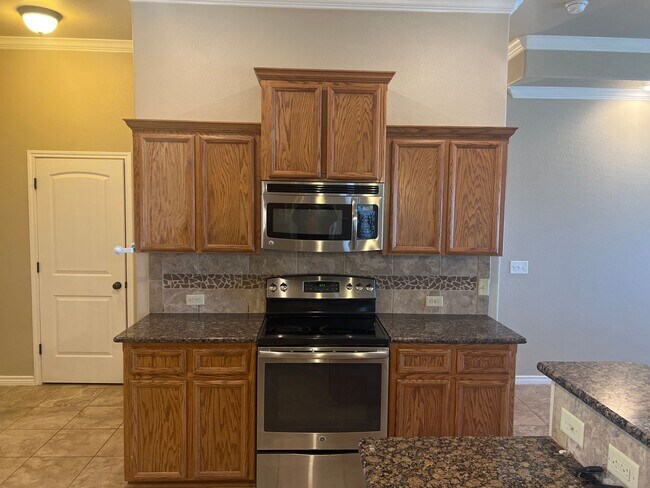 Building Photo - 3503 Sands Ln