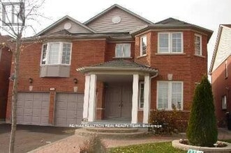 Building Photo - 250 Staines Rd