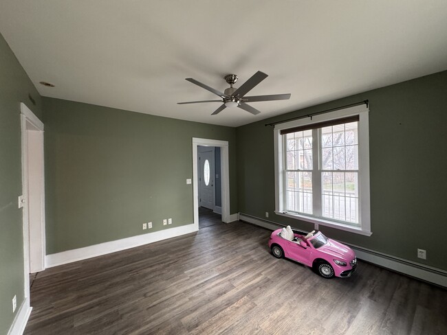 LIving Room - 102 Fern St