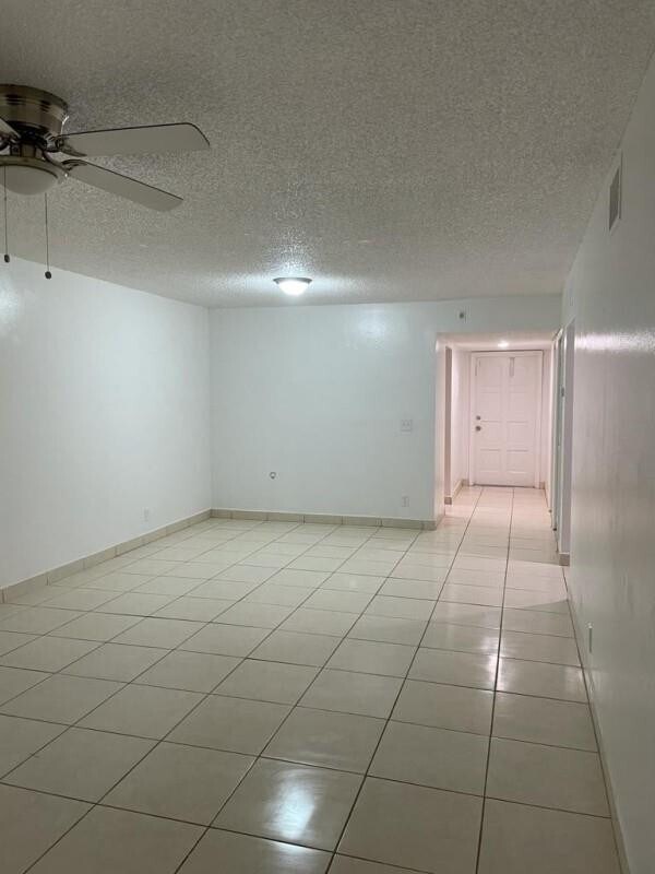 Foto del edificio - 10120 NW 36th St