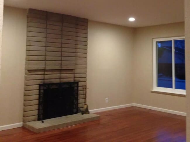 Building Photo - 440 Palmetto Drive