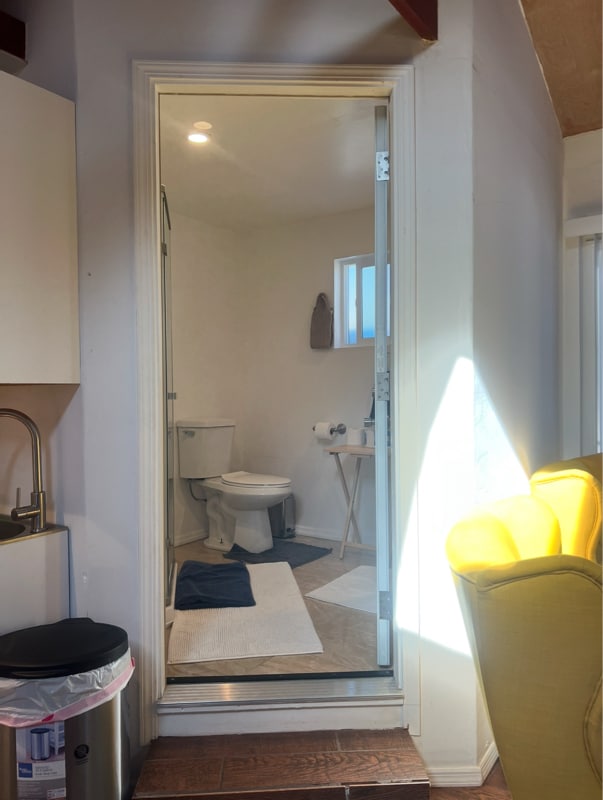 Building Photo - 920 Hillcrest Ct