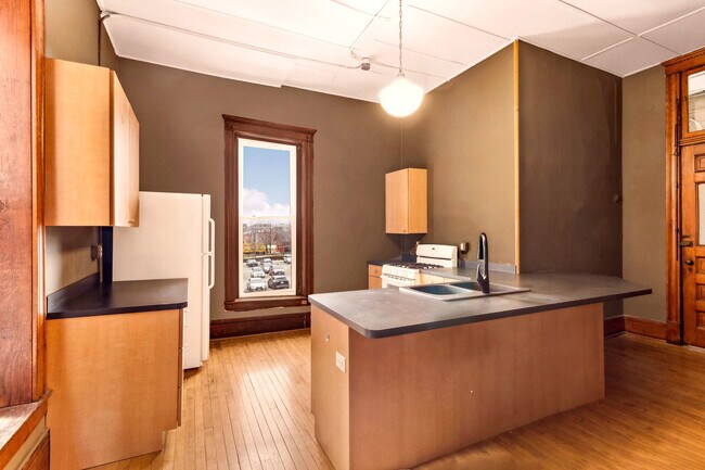 Foto del edificio - 169 S Schuyler Ave