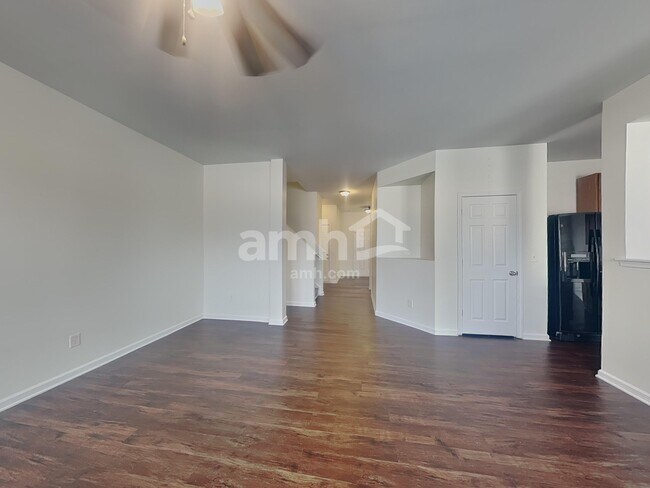 Foto del edificio - 1026 Skillbeck Rd