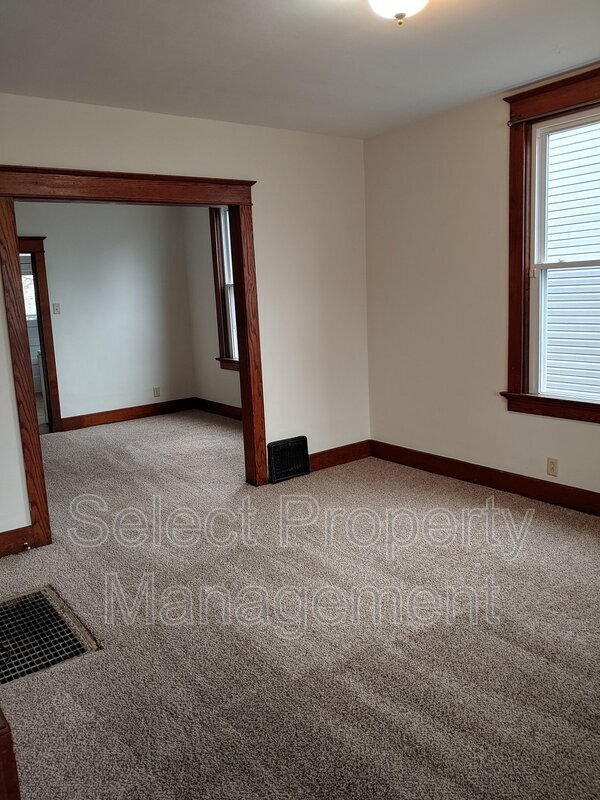 Building Photo - 1703 Cortland Ave