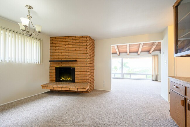 Building Photo - 552 Vía Del Monte