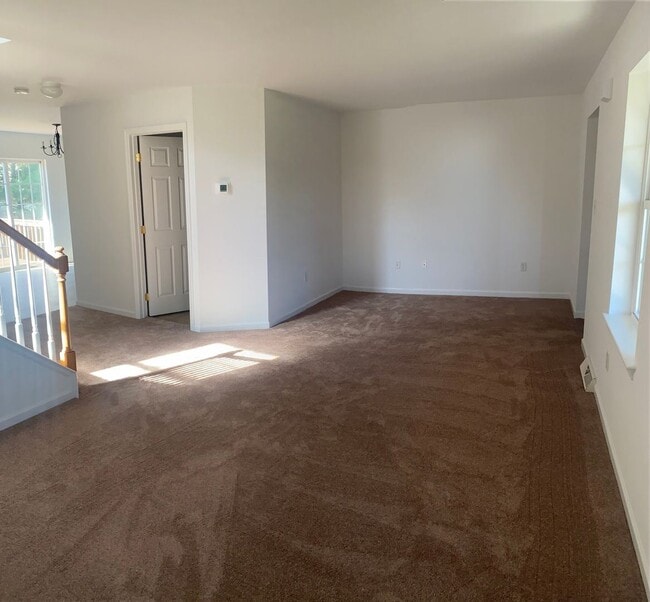 Foto del edificio - 3 br, 1.5 bath House - 596 WOOD DUCK DRIVE