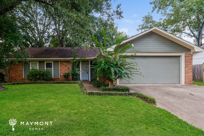 Building Photo - 163 Twin Oaks Dr