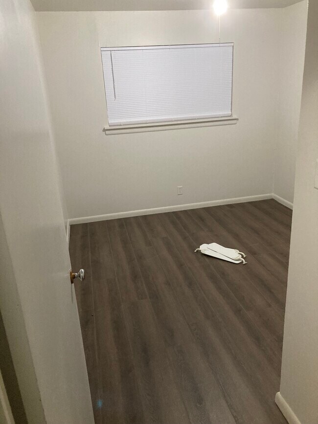 Foto del edificio - 4207 Idlewood Dr