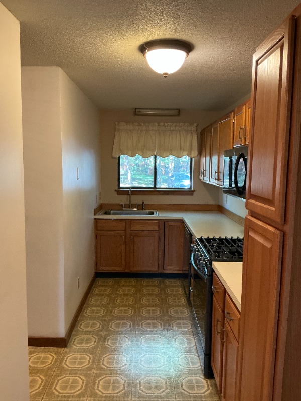 Building Photo - 79 Dunvegan Wds Dr