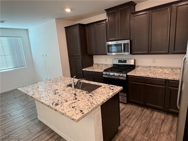 Foto del edificio - 20 Barbara Ln