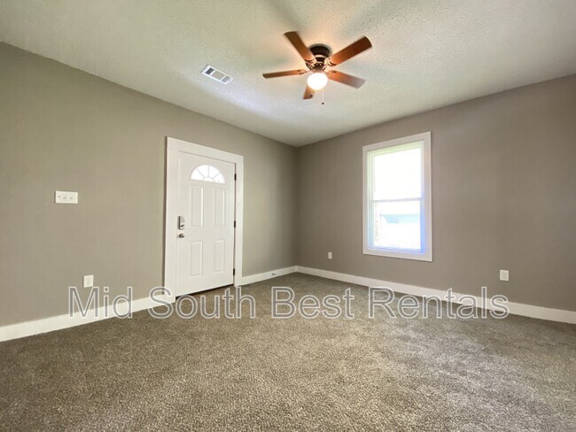 Foto del edificio - 4414 W 10th St