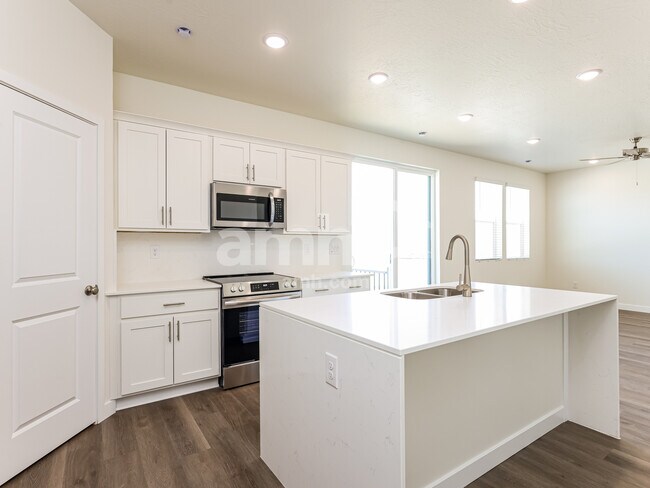 Foto del edificio - 1402 W Mahogany St