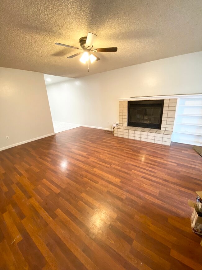Building Photo - 1726 S Tuxedo Ave