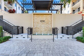 Building Photo - 1030 3rd Ave S