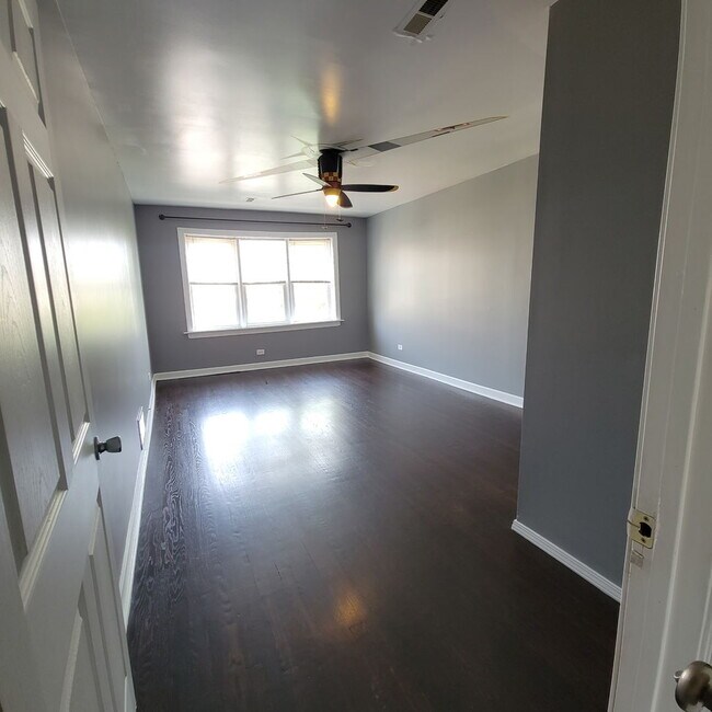 Foto del edificio - 834 N Christiana Ave