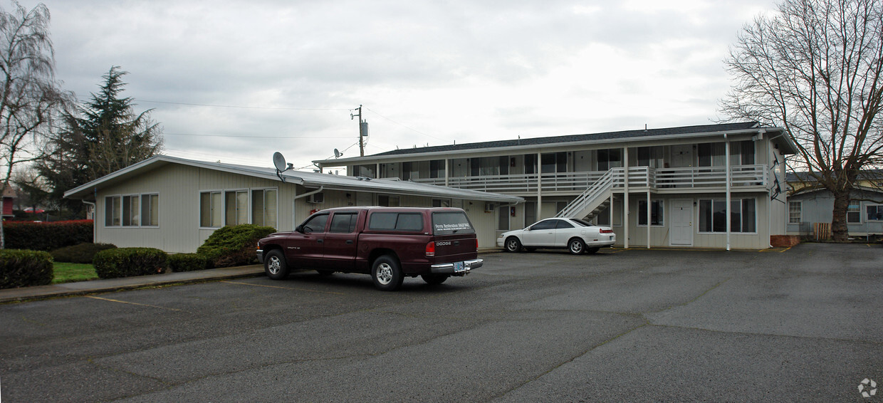 Primary Photo - Heather Ridge Apartments