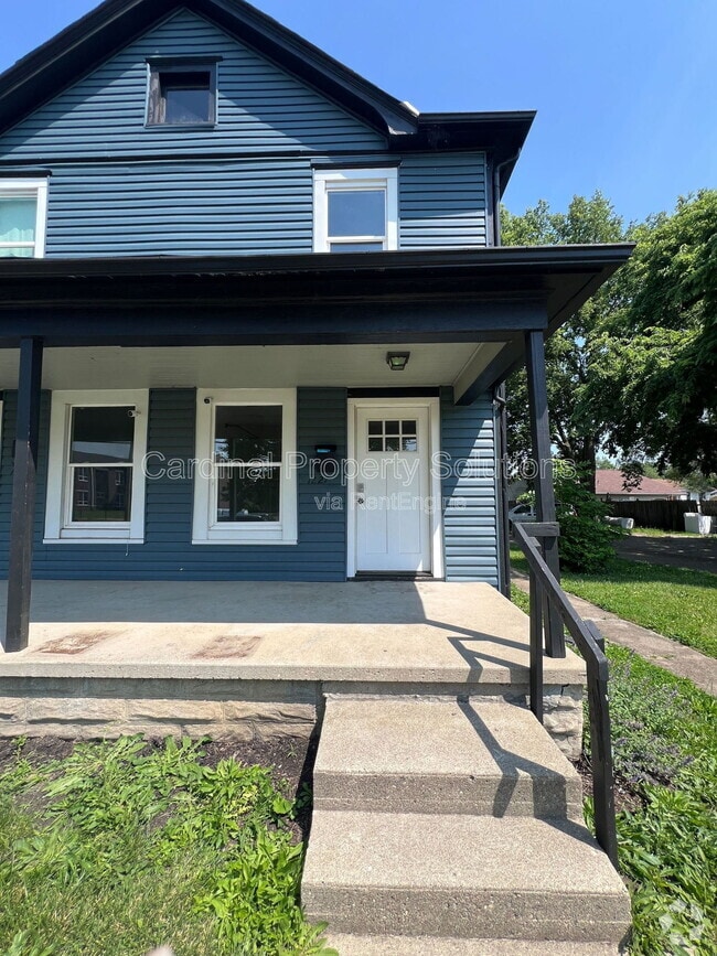 Building Photo - 1227 Woodside Blvd