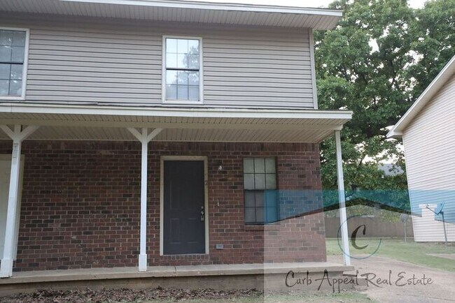 Foto del edificio - 2 bed, 1.5 bath apartment - HUD accepted!!