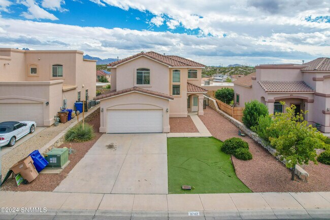 Building Photo - 3742 Piedras Negras Dr