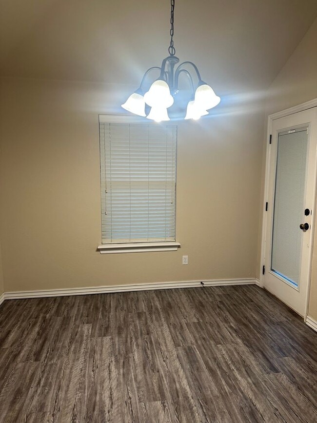 Photo - Beautiful 3 Bedroom Home With An In-Ground Storm Shelter!!!