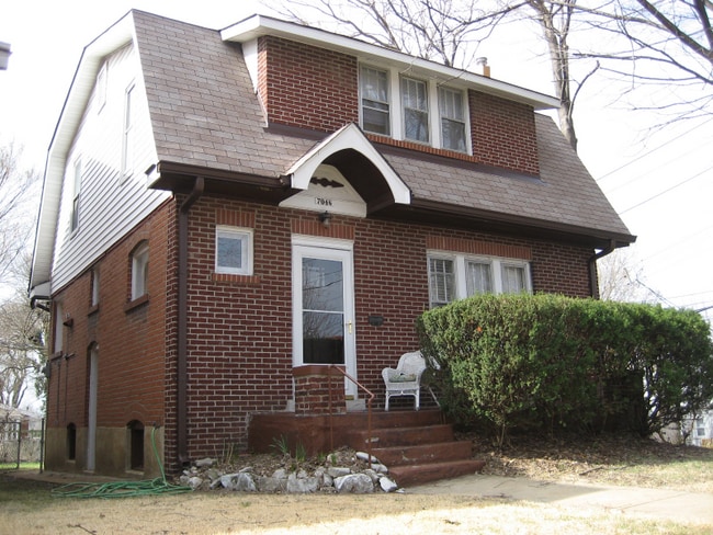 Building Photo - 7046 Ethel Ave