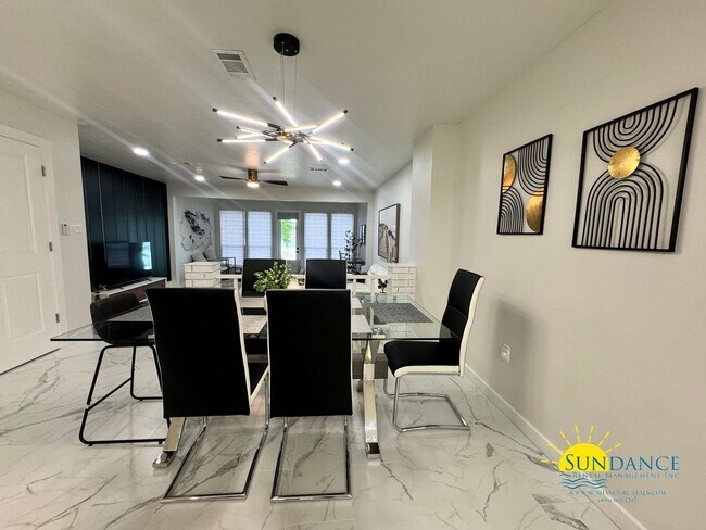 Building Photo - FURNISHED Waterfront Townhouse in Desirabl...