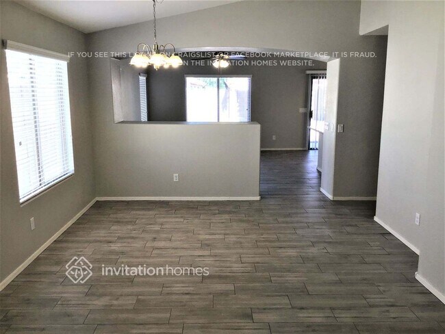 Building Photo - 10476 W Sunflower Pl