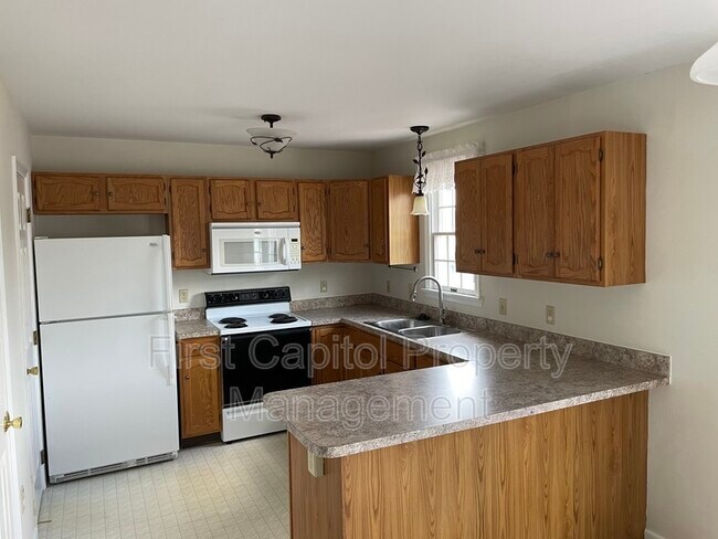 Building Photo - 2848 Butternut Ln