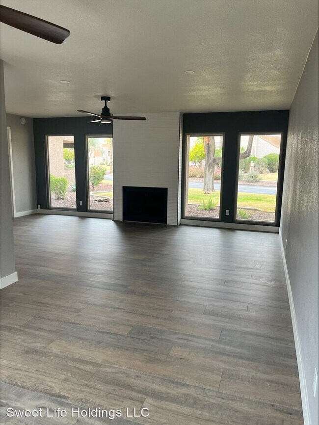 Foto del edificio - 3 br, 2 bath House - 7000 N Via Camello De...
