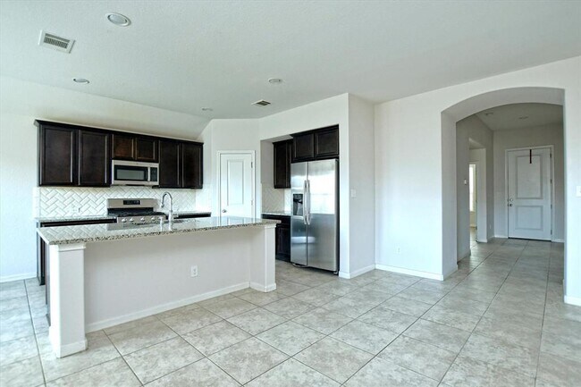 Foto del edificio - 5671 Corsica Loop