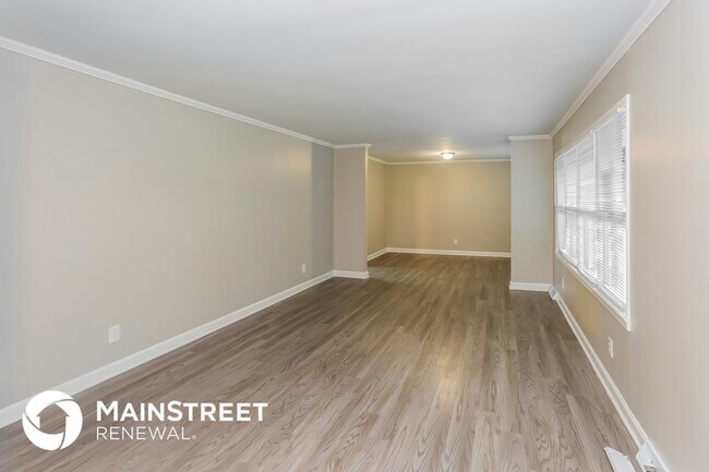 Foto del edificio - 6608 Elmwood Cir