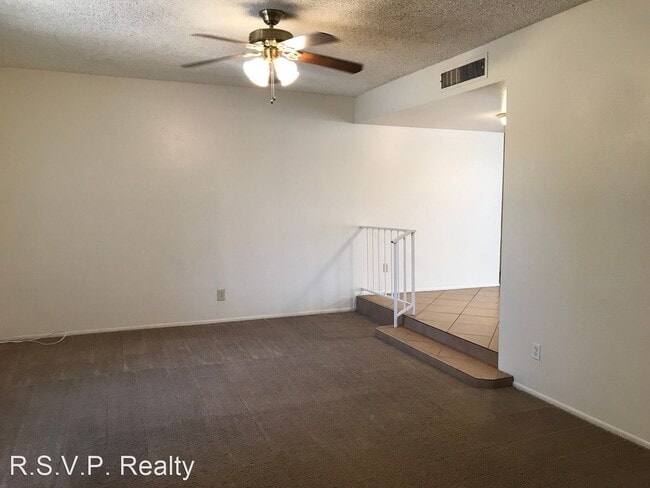 Building Photo - 5 br, 2 bath House - 800 E. Stephens Dr.