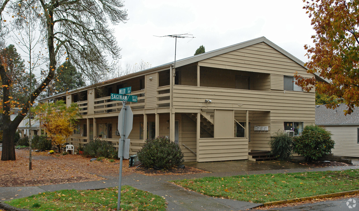 Primary Photo - The Arrowhead Apartments