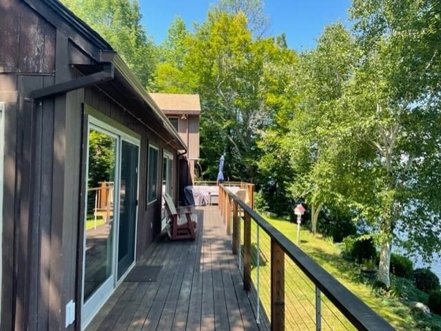 Foto del edificio - 93 Lakewood Manor Rd