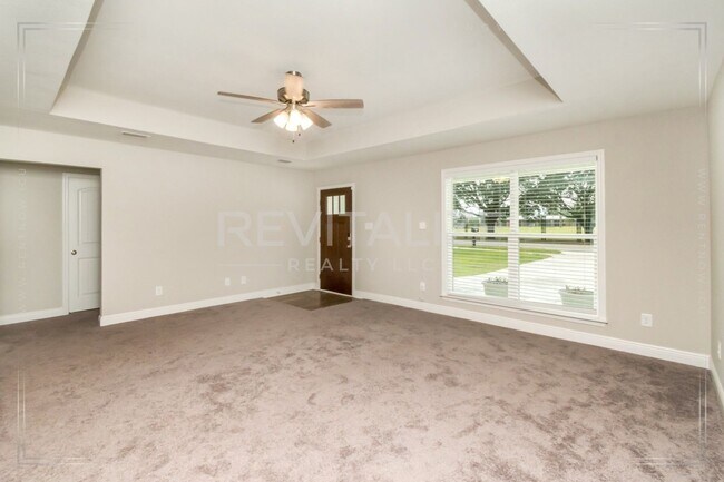 Foto del edificio - BRAND NEW HOME 3 bed / 2 bath in Midtown!