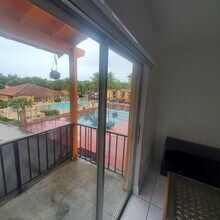 Building Photo - 7151 Miami Lakes Dr