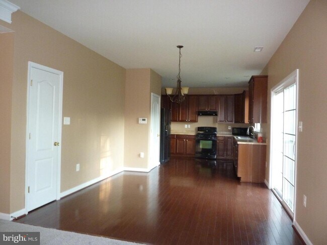 Building Photo - 114 Penderbrook Ct