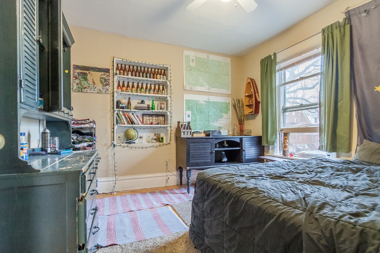 Foto principal - 216 Campbell St