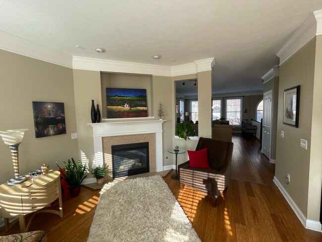 Building Photo - 8621 Meridian Square Dr