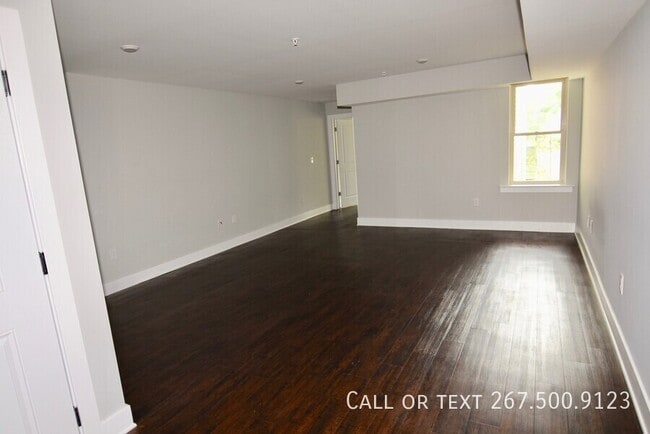 Building Photo - 522 N Preston St