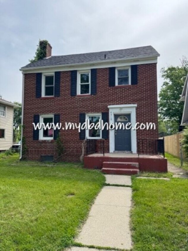 Primary Photo - 4319 S Park Dr