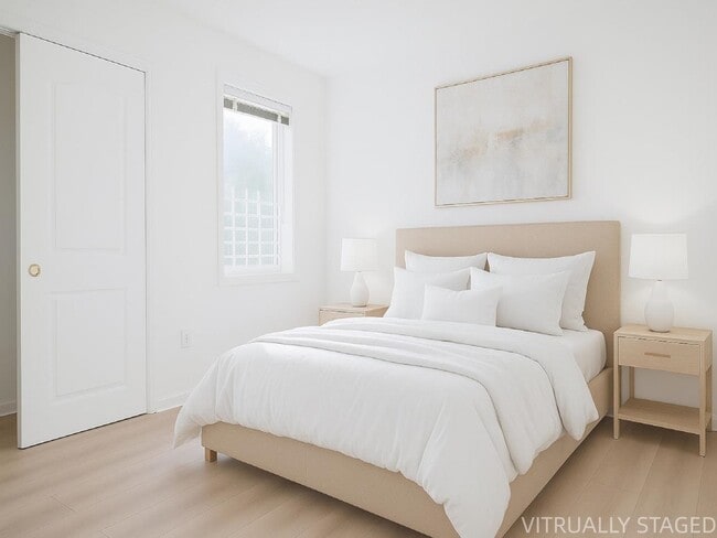 Building Photo - 605 New York Ave