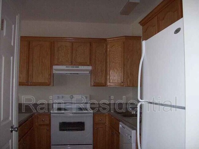 Foto del edificio - 15804 Adam Rd