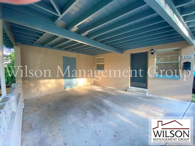 Building Photo - 1311 Oregon St