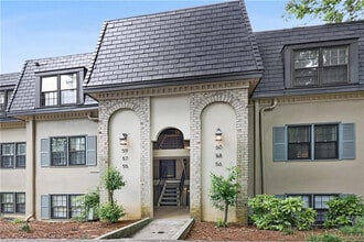 Building Photo - 60 Chaumont Square NW