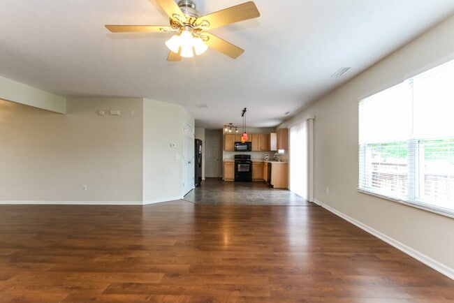 Foto del edificio - 1685 Cedar Mill Dr