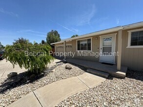 Building Photo - 1315 Toiyabe Ave